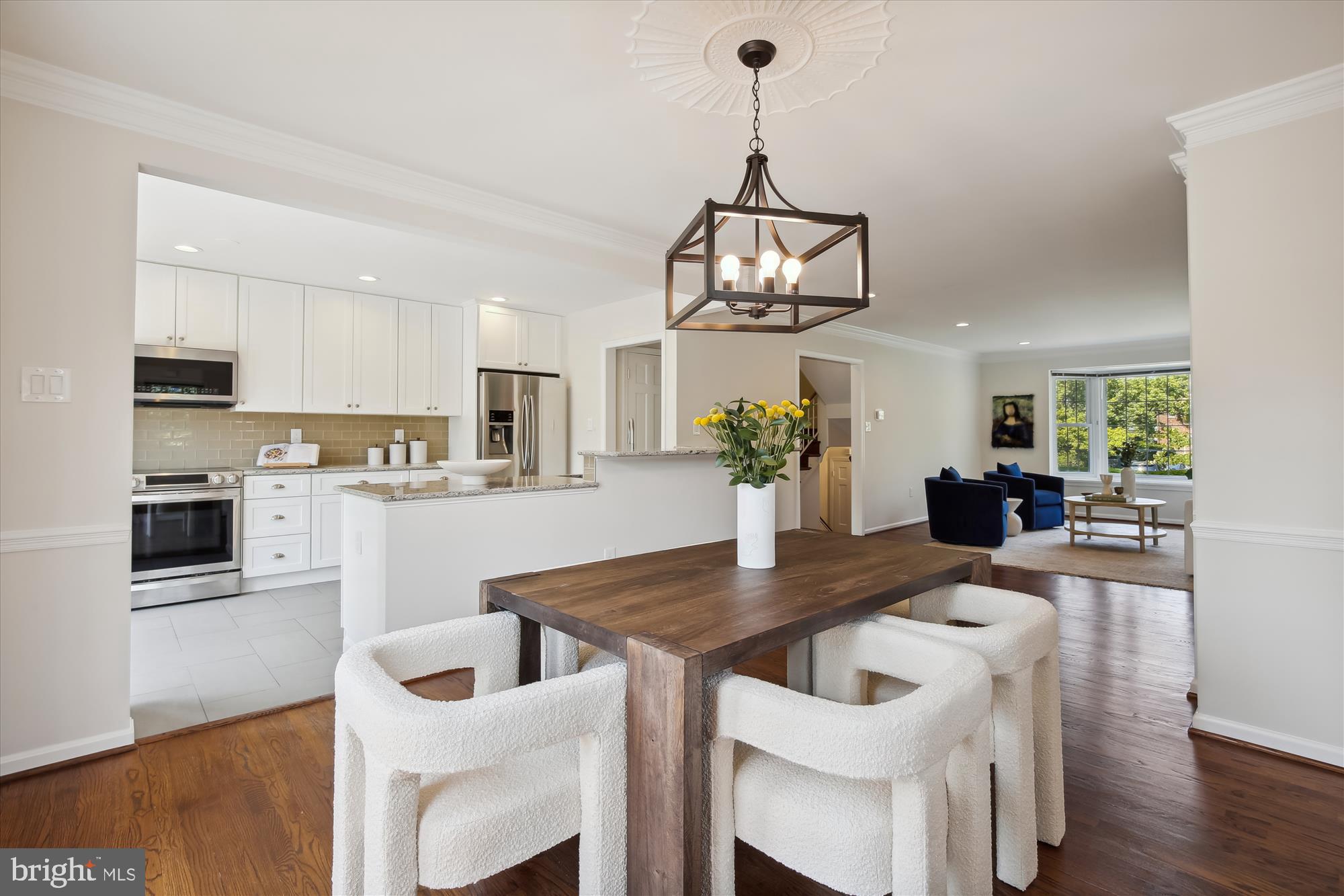 6340 Golf Course Square Alexandria, VA 22307 - Photo 4 of 58 Dining Room with gorgeous new light fixture!