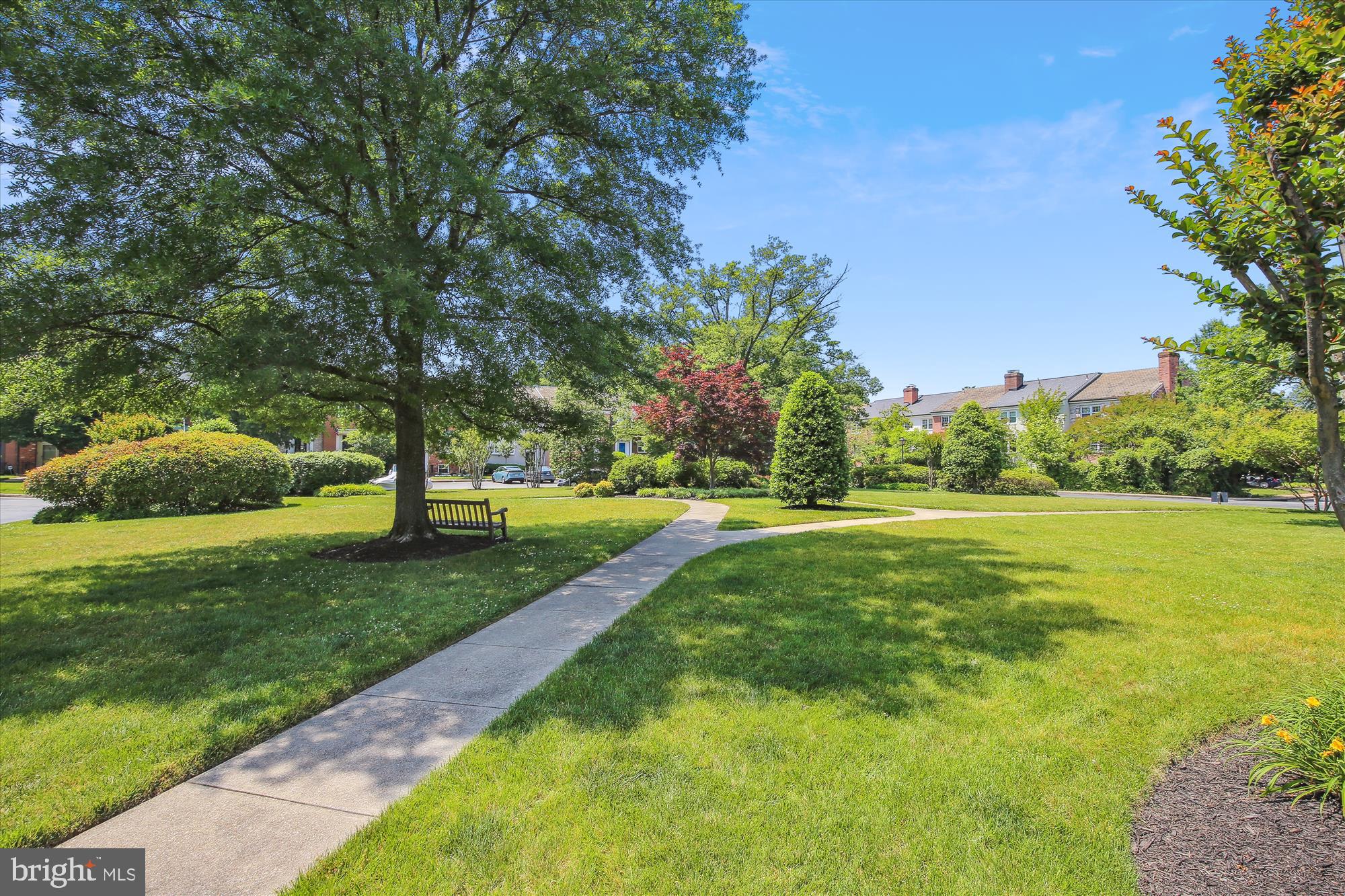 6340 Golf Course Square Alexandria, VA 22307 - Photo 46 of 58 Beautifully maintained and bustling with neighbors