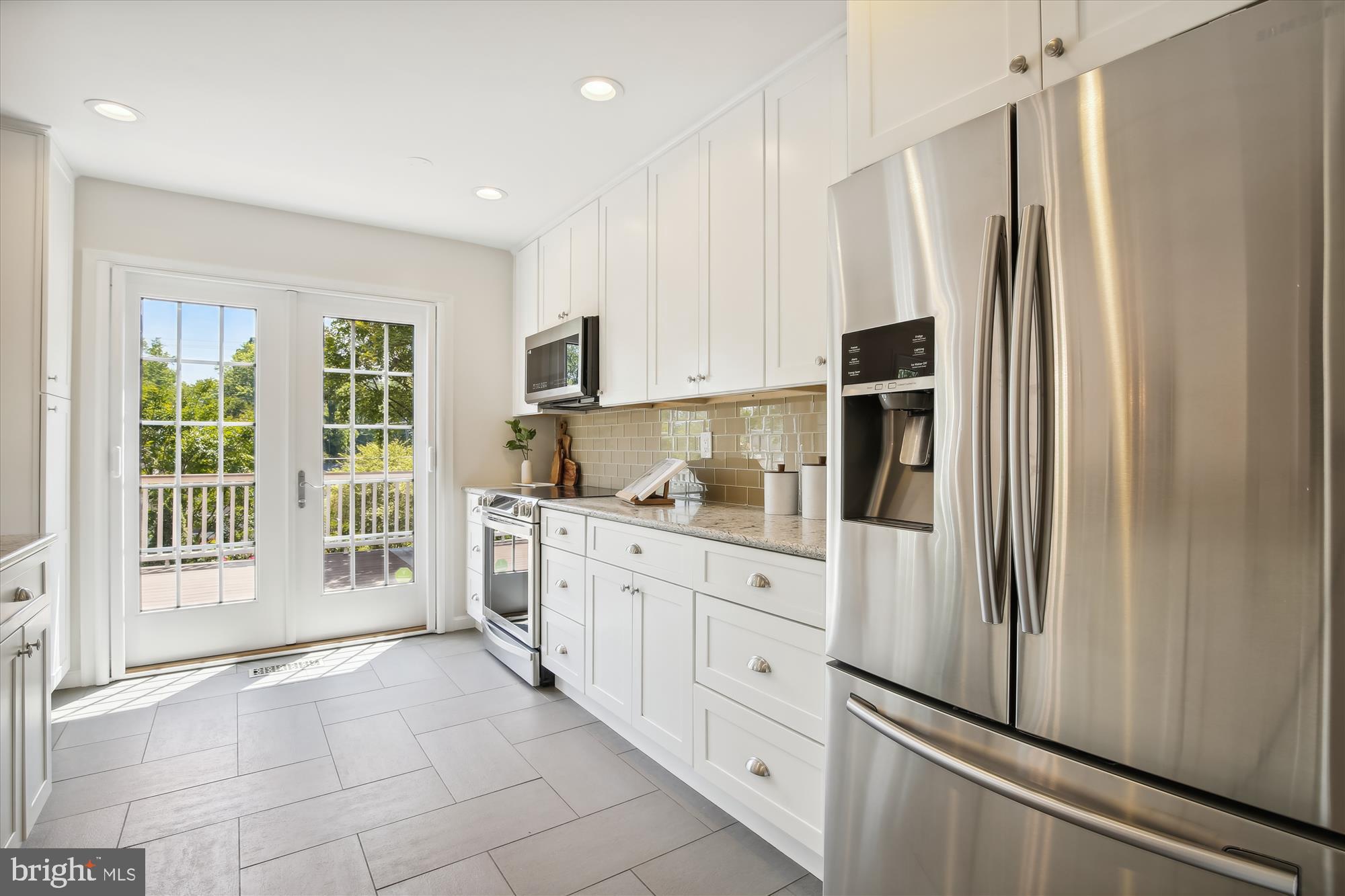 6340 Golf Course Square Alexandria, VA 22307 - Photo 6 of 58 Stainless Steel Appliances