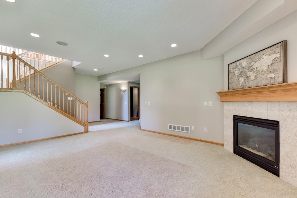 14889 Valley View Road Eden Prairie, MN 55344 - Photo 15 of 25 Gallery Image 15