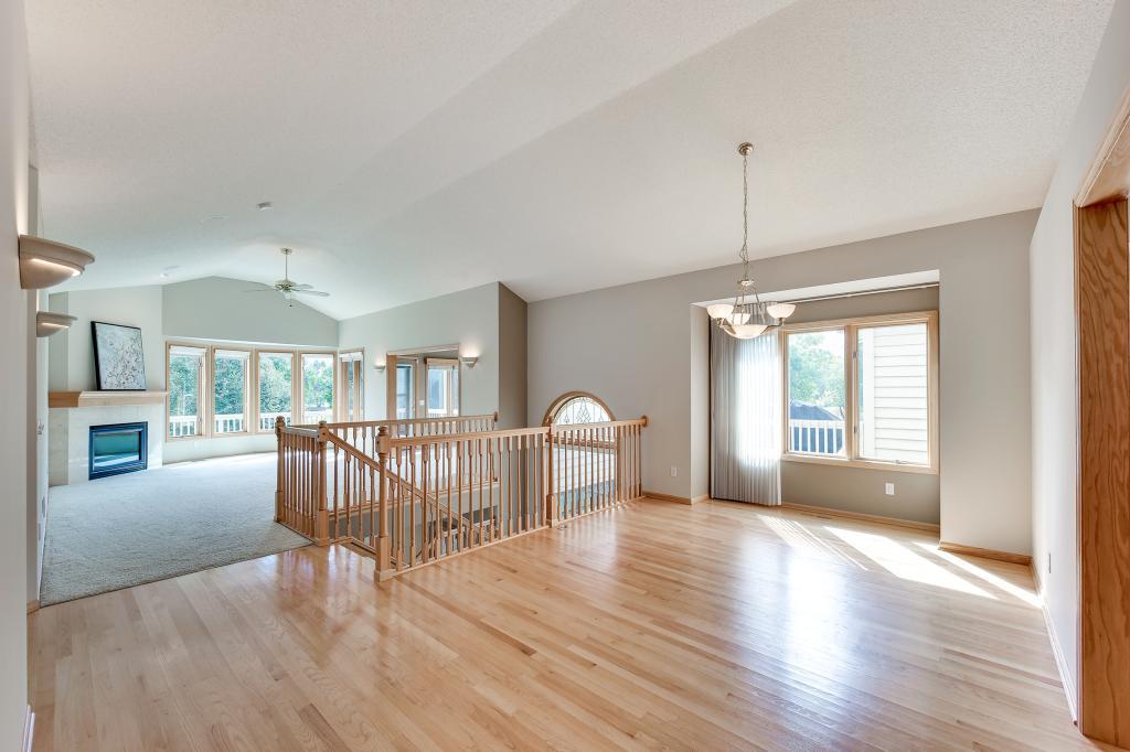 14889 Valley View Road Eden Prairie, MN 55344 - Photo 6 of 25 Gallery Image 6