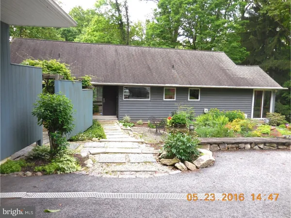 $3,700 | 8 Azalea Lane, Media, PA 19063