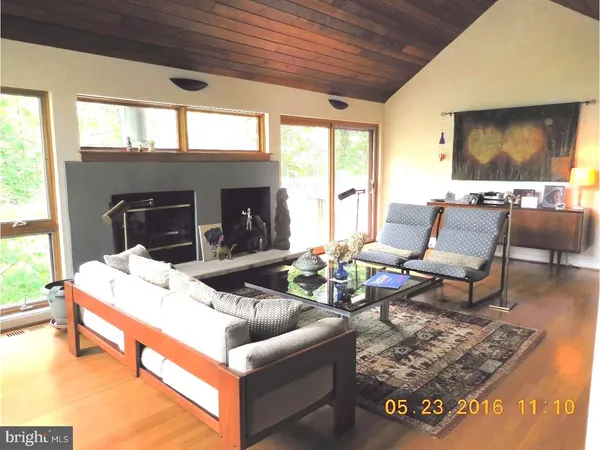 $3,700 | 8 Azalea Lane, Media, PA 19063