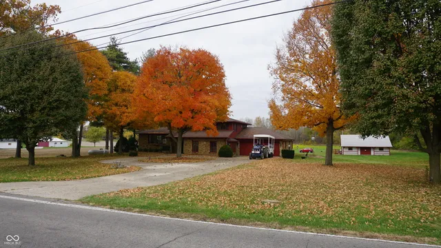 $899,000 | 11502 Thompson Road, Indianapolis, IN 46239