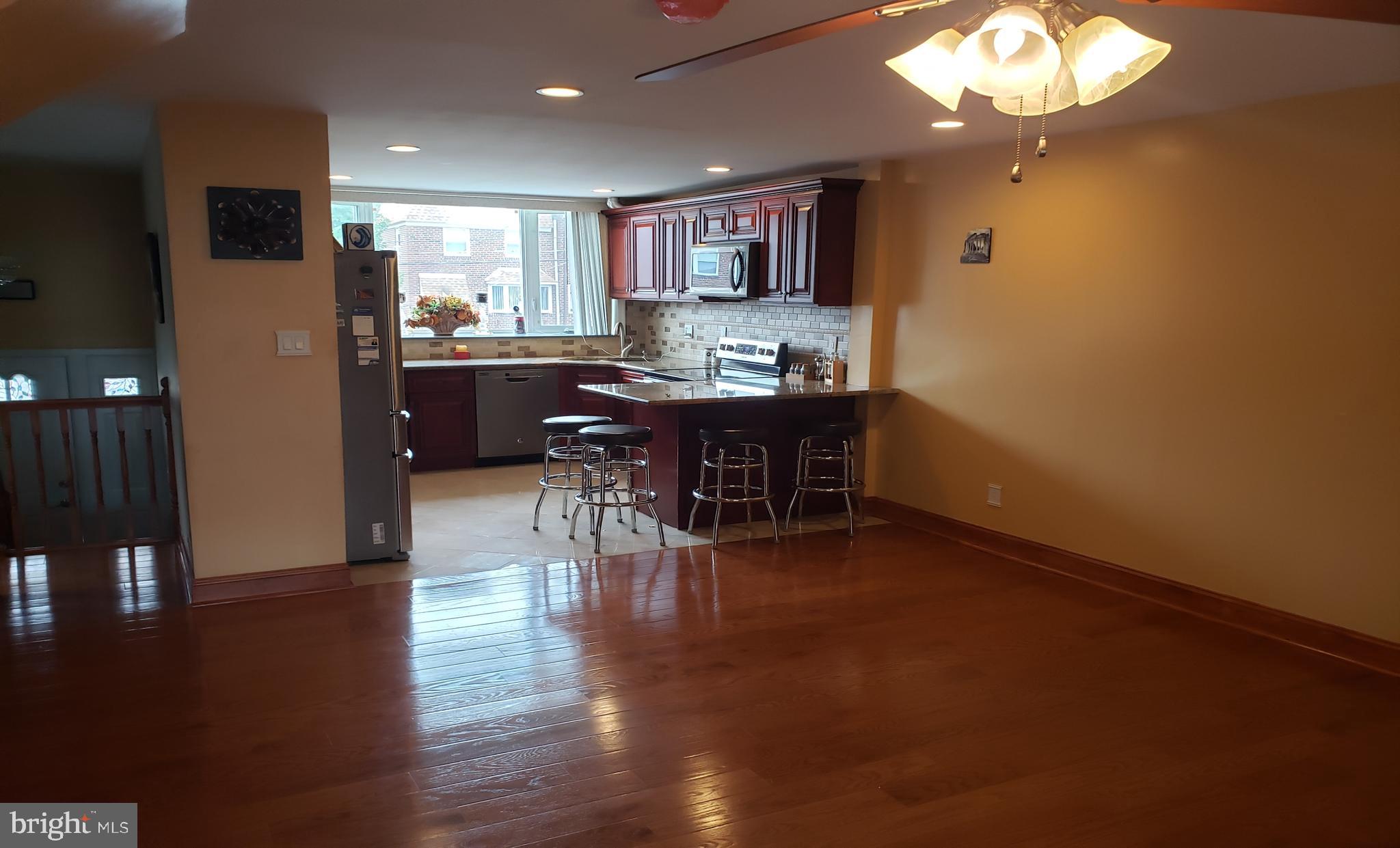 3125 Holly Road Philadelphia, PA 19154 - Photo 13 of 40