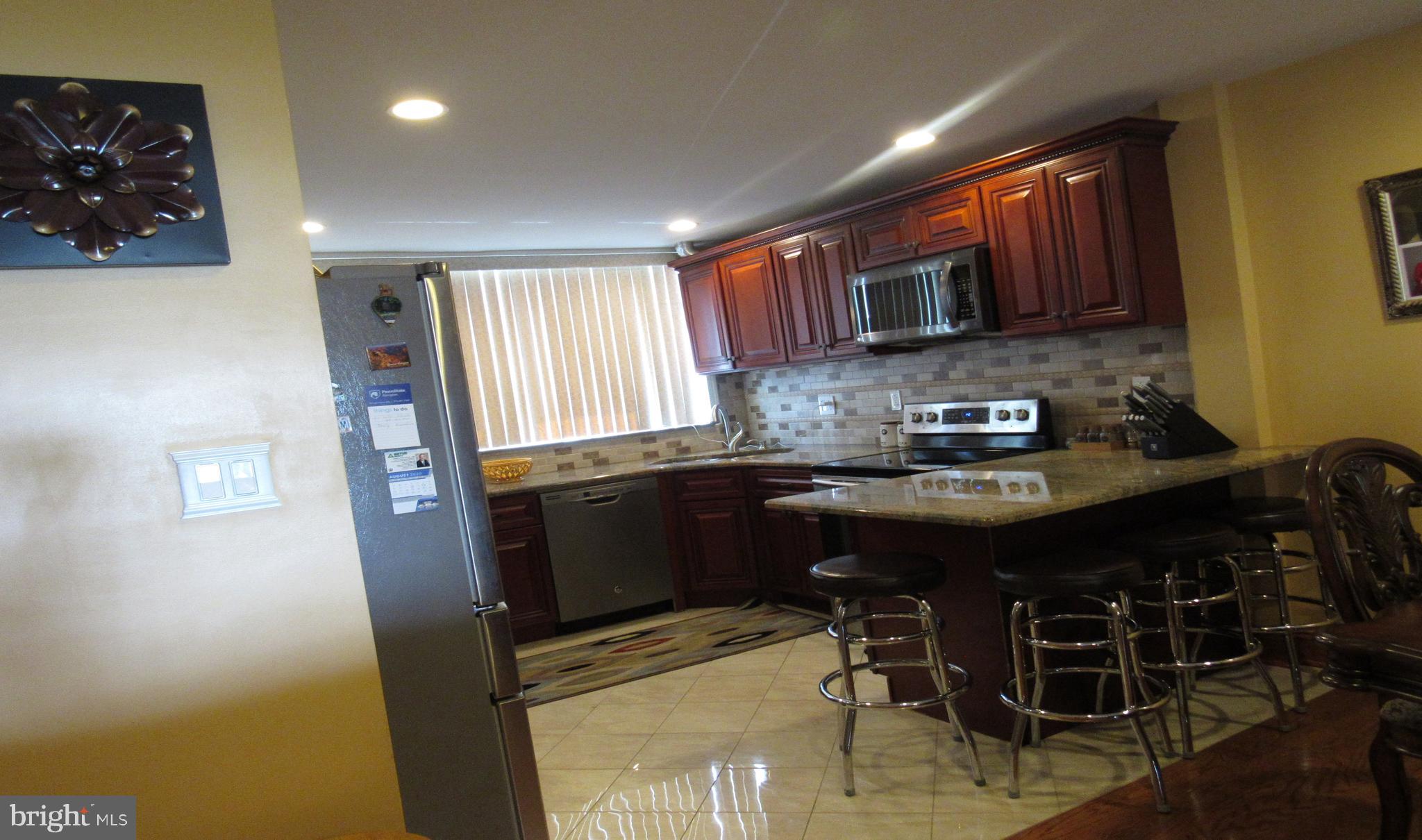 3125 Holly Road Philadelphia, PA 19154 - Photo 15 of 40