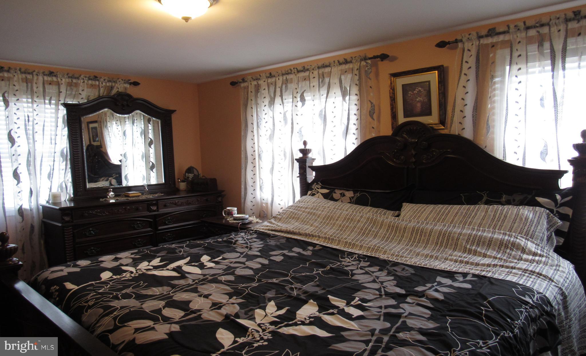 3125 Holly Road Philadelphia, PA 19154 - Photo 18 of 40