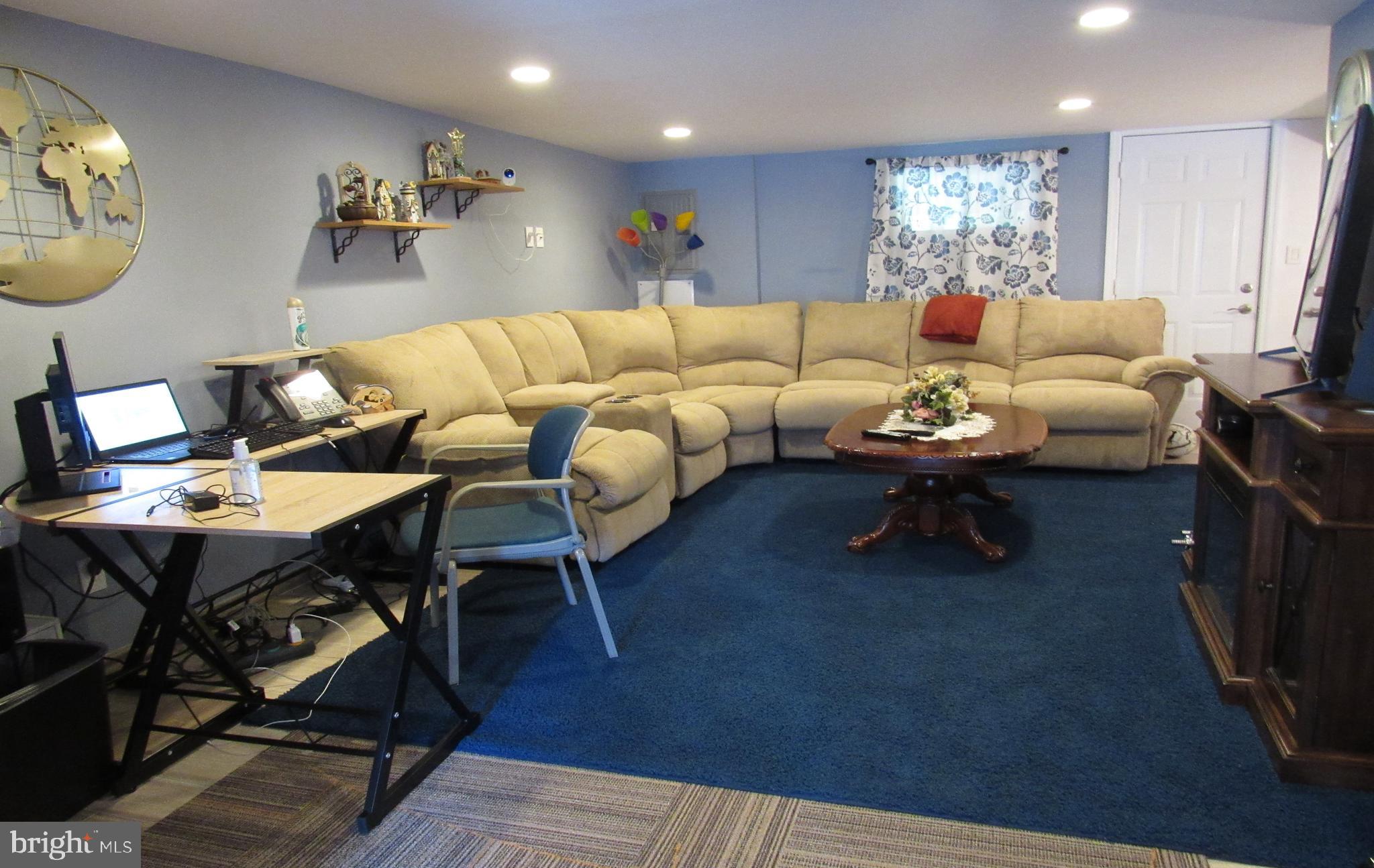 3125 Holly Road Philadelphia, PA 19154 - Photo 30 of 40