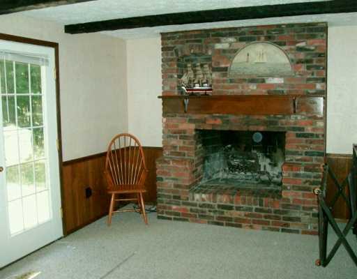 343 Christy Road Eighty Four, PA 15330 - Photo 6 of 8 Den/Family/Great Room.