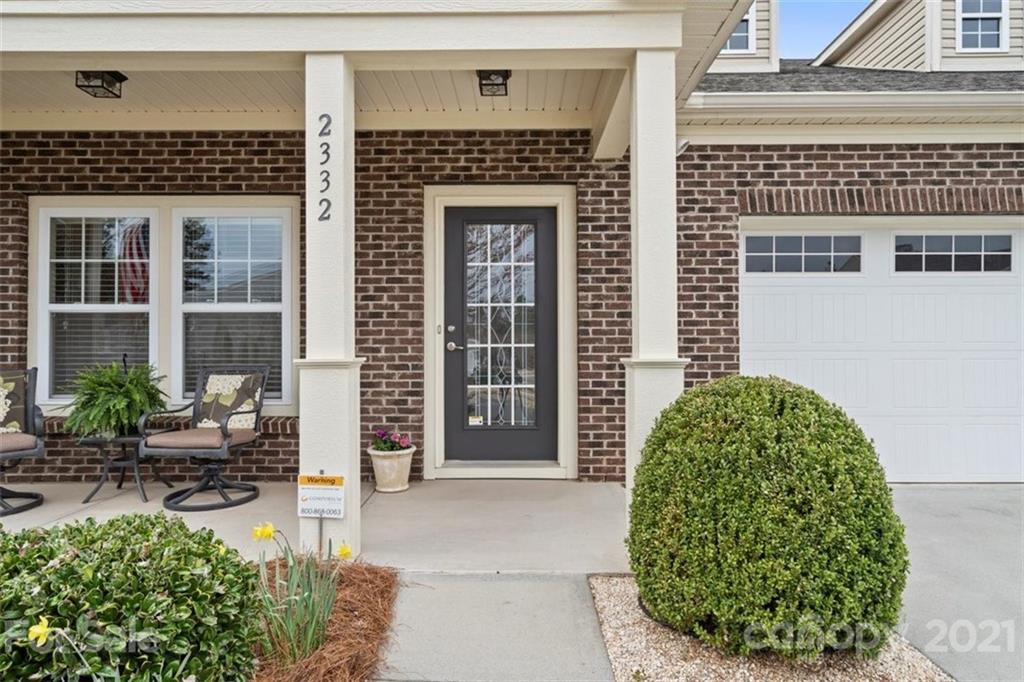 2332 Celandine Way Tega Cay, SC 29708 - Photo 4 of 37 Gallery Image 4