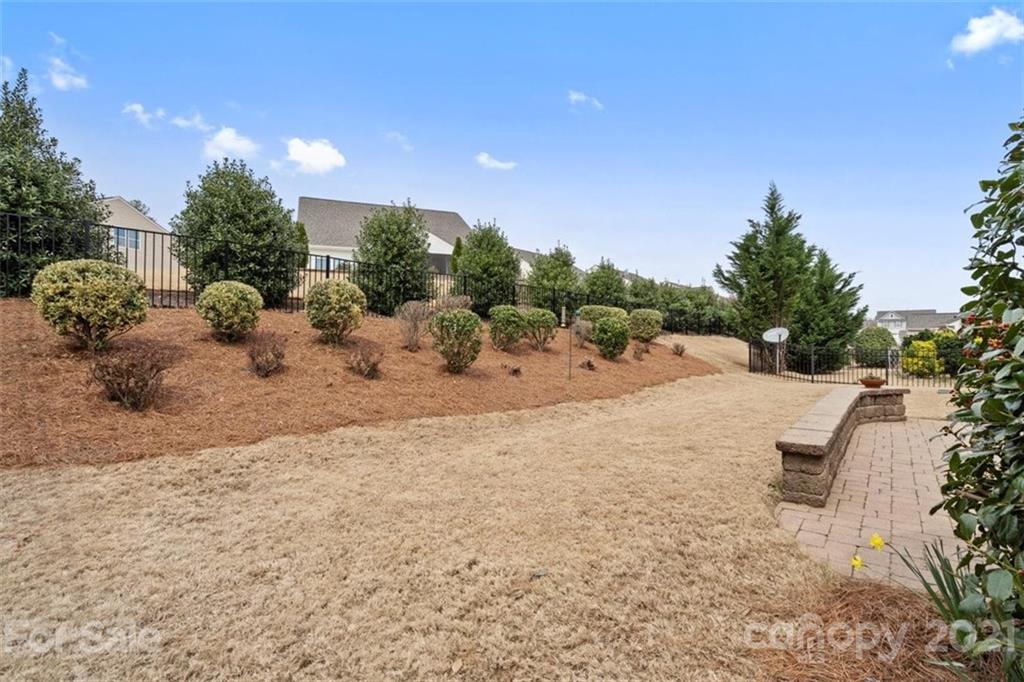 2332 Celandine Way Tega Cay, SC 29708 - Photo 35 of 37 Gallery Image 35