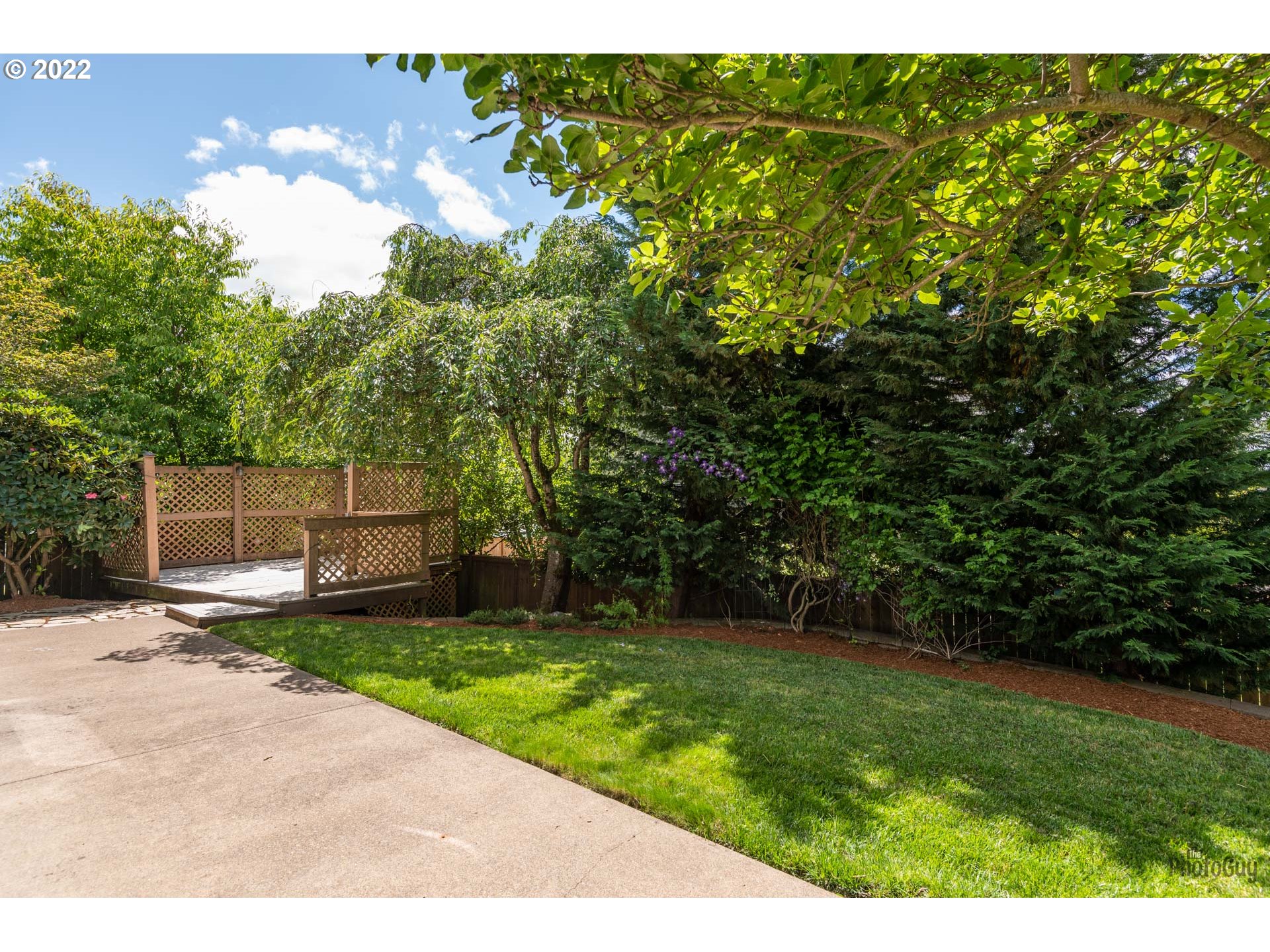 589 Granite Place Springfield, OR 97477 - Photo 26 of 31 a view of a backyard