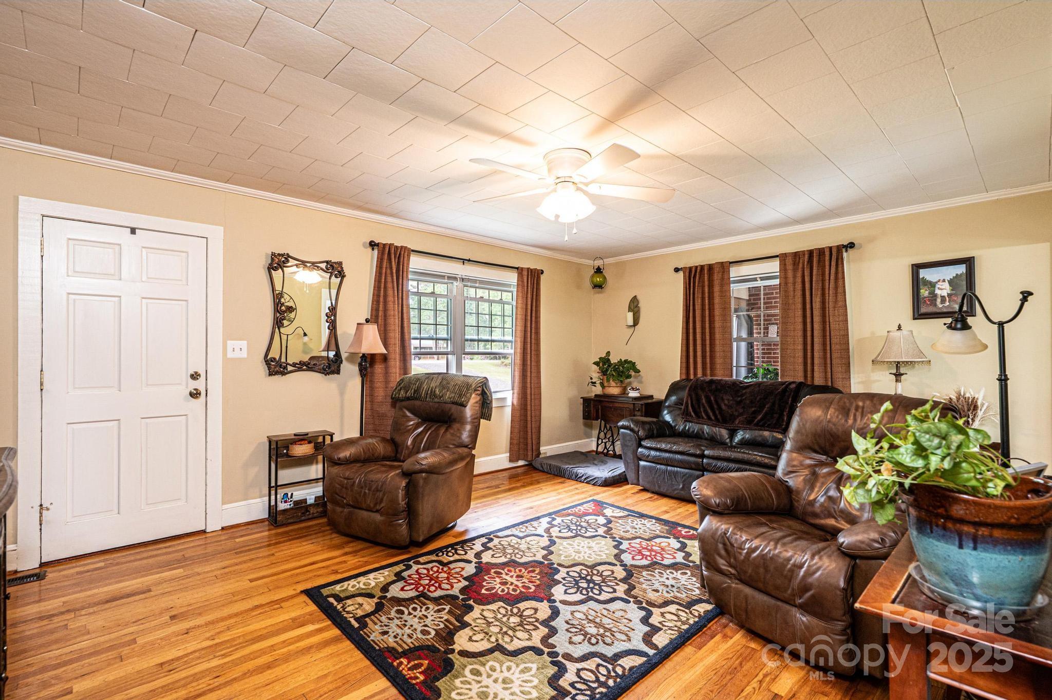 1850 Lee Pearson Road Granite Falls, NC 28630 - Photo 6 of 37 Gallery Image 6