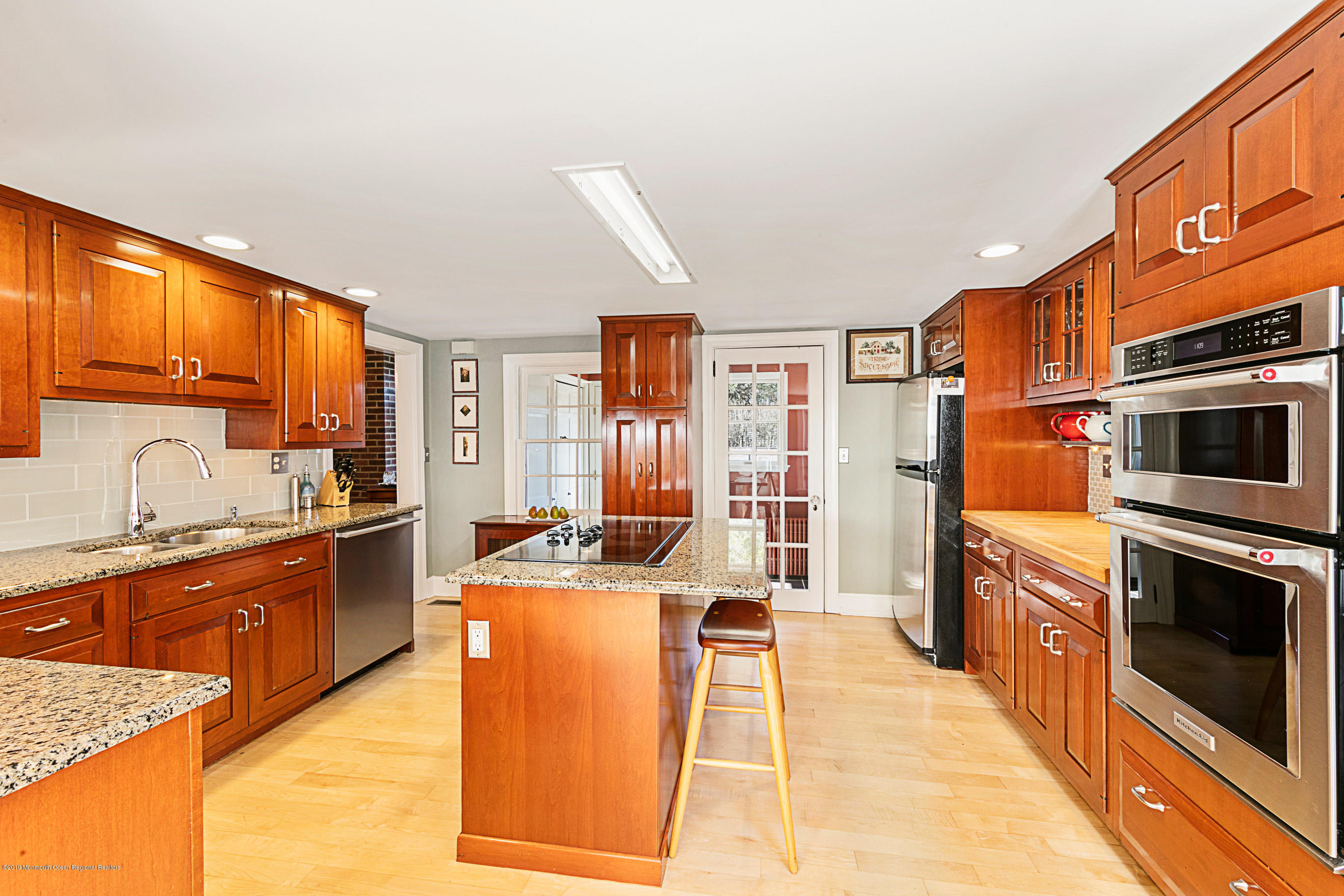 614 Colts Neck Road Freehold, NJ 07728 - Photo 19 of 82 614ColtsNeckOnline-2057