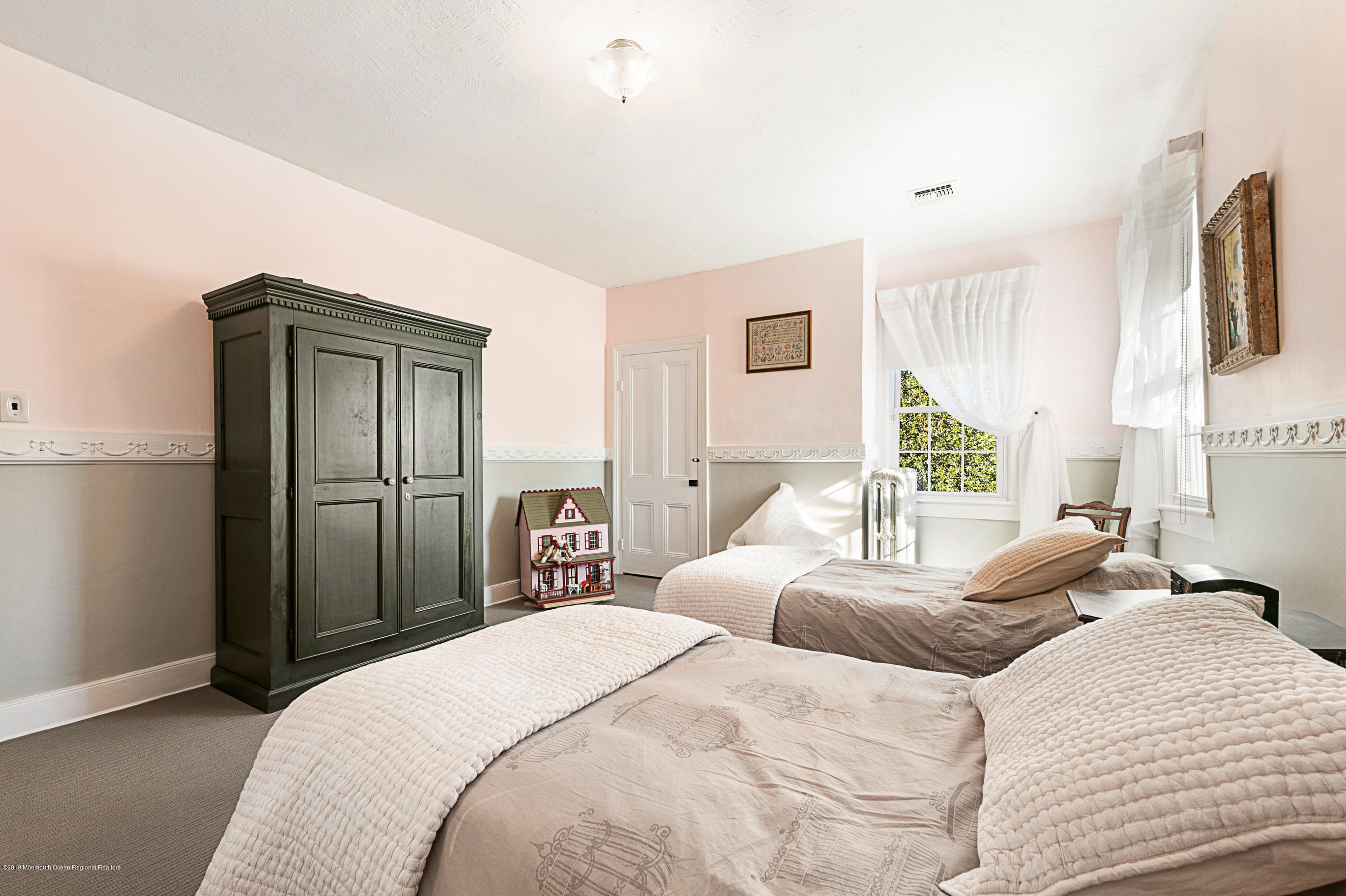 614 Colts Neck Road Freehold, NJ 07728 - Photo 46 of 82 614ColtsNeckOnline-2358