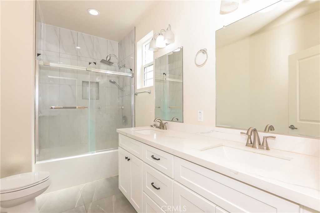 5167 Peony Court Riverside, CA 92506 - Photo 11 of 32
