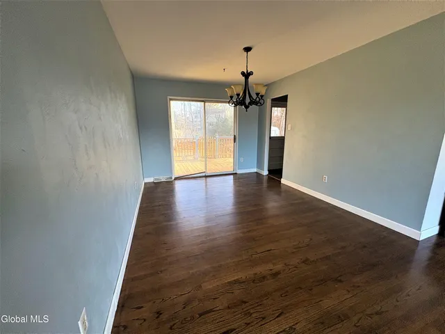 $399,000 | 12 Clove Court, Clifton Park, NY 12065