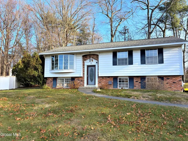 $399,000 | 12 Clove Court, Clifton Park, NY 12065