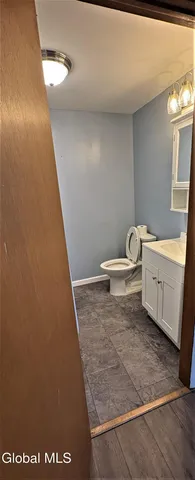 $399,000 | 12 Clove Court, Clifton Park, NY 12065