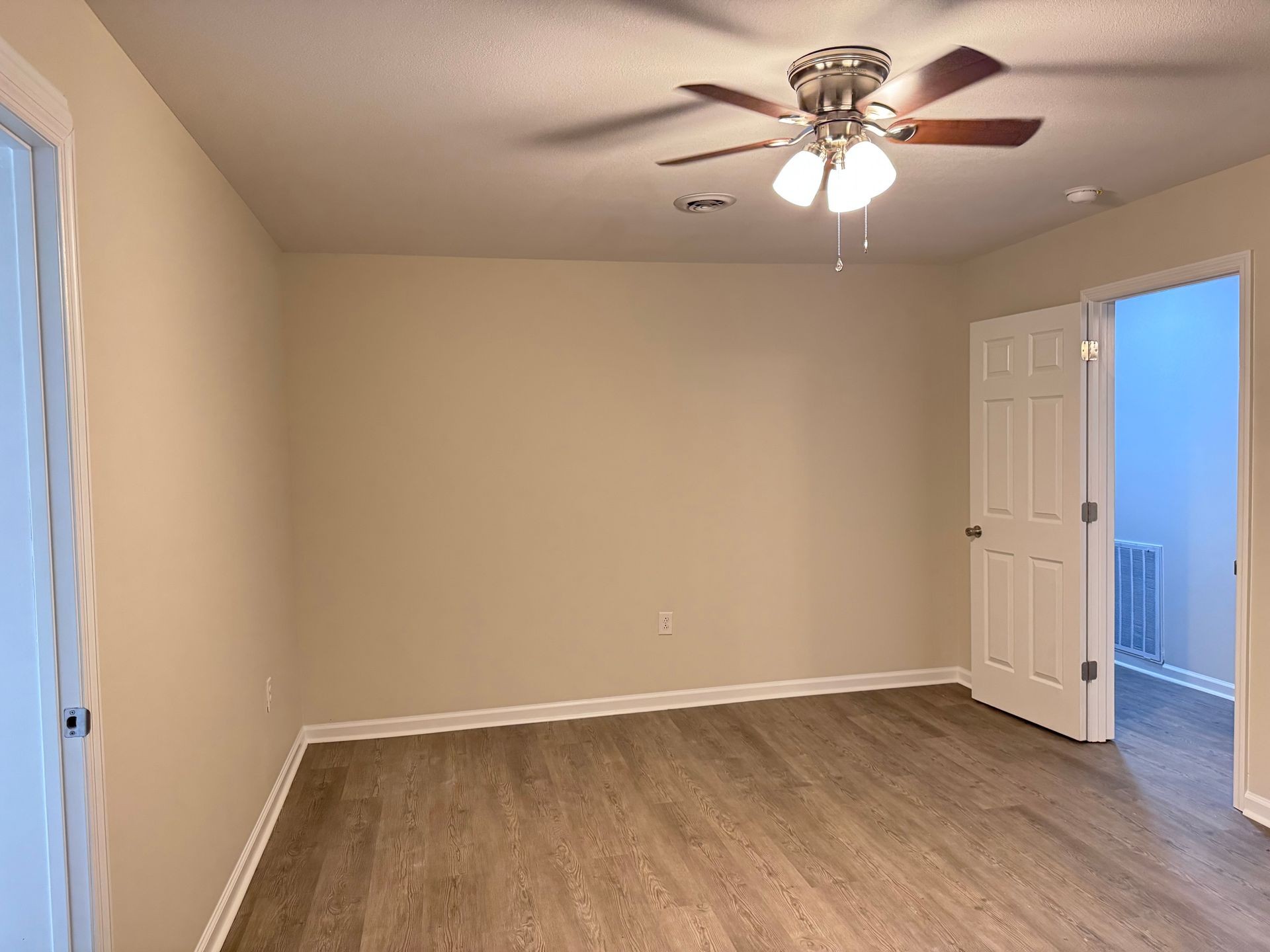 3375 Pembroke Road Clarksville, TN 37042 - Photo 18 of 39 Gallery Image 18