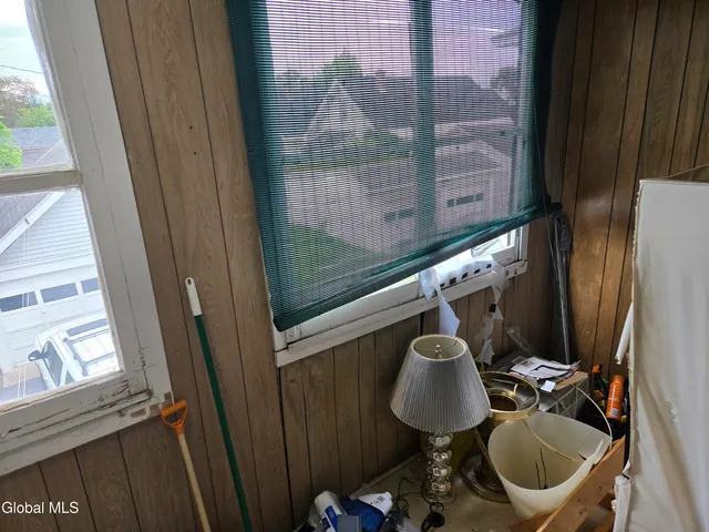 $1,150 | 364 Michigan Avenue, Unit 2, Schenectady, NY 12303