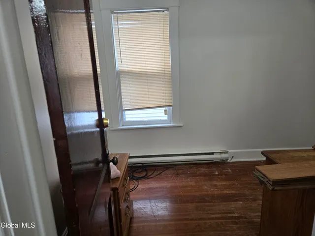 $1,150 | 364 Michigan Avenue, Unit 2, Schenectady, NY 12303