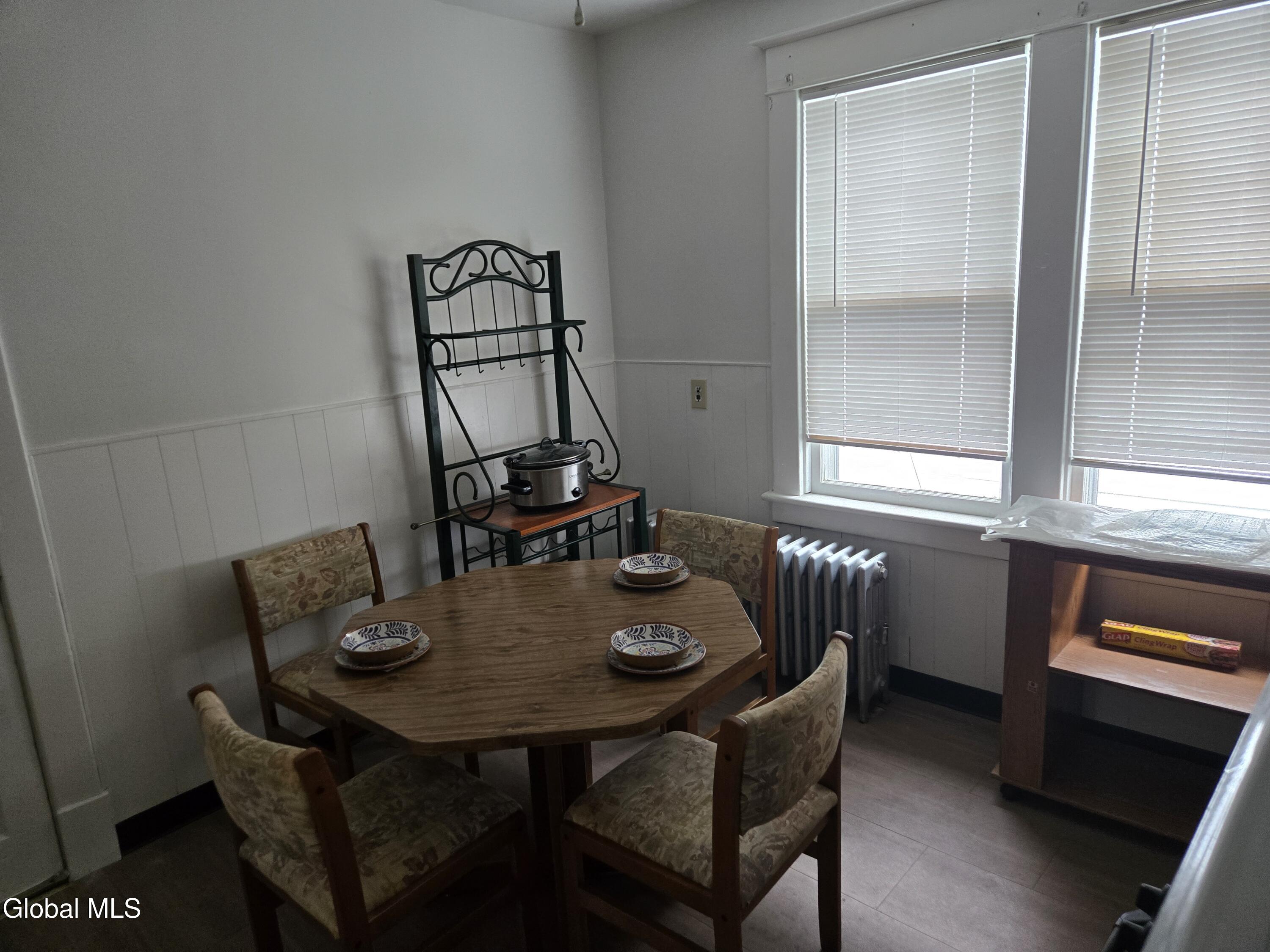 364 Michigan Avenue, Unit 2 Schenectady, NY 12303 - Photo 5 of 15 20250913_161303