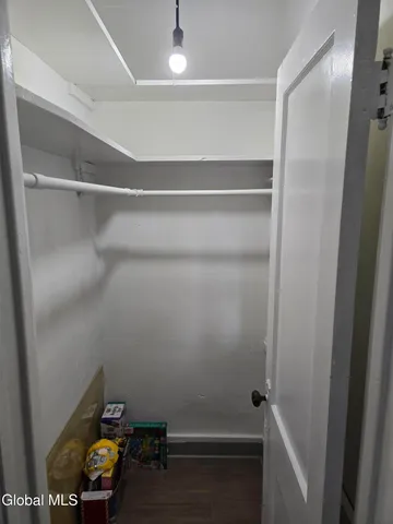 $1,150 | 364 Michigan Avenue, Unit 2, Schenectady, NY 12303