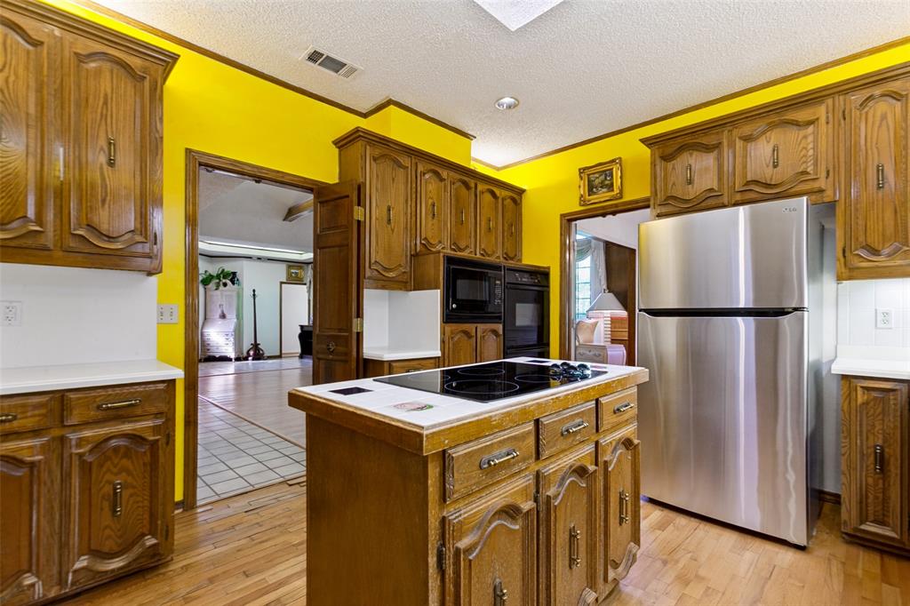 14784 Lochinvar Court Addison, TX 75254 - Photo 10 of 28