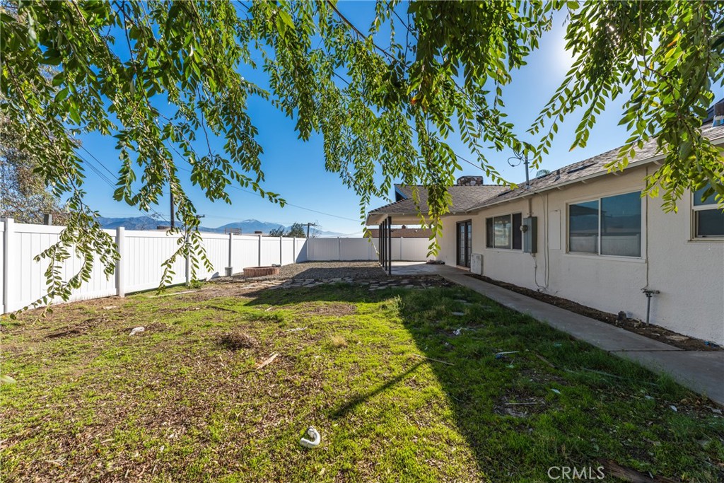 1423 Terrace Road Rialto, CA 92376 - Photo 35 of 40