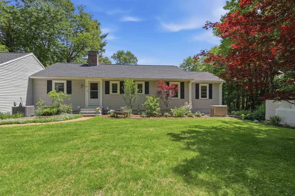 $500,000 | 57 Windy Row, Peterborough, NH 03458