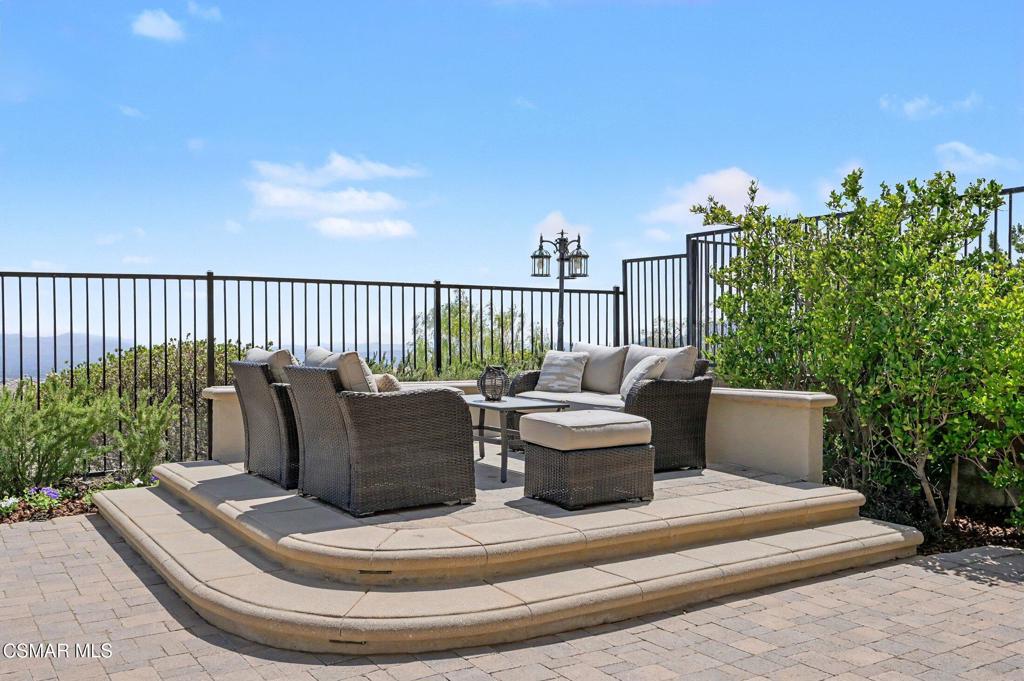 20800 Sardinia Way Porter Ranch, CA 91326 - Photo 45 of 57
