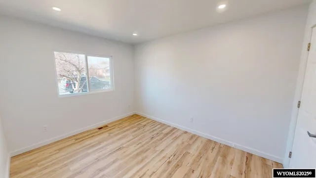 $385,000 | 960 North 2nd Street, Lander, WY 82520