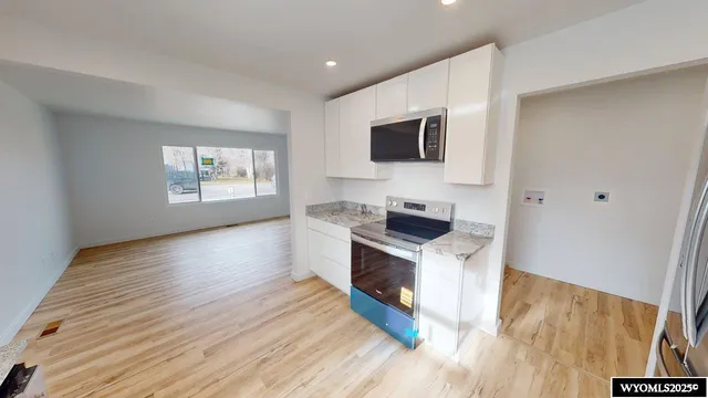 $385,000 | 960 North 2nd Street, Lander, WY 82520