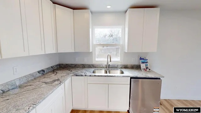 $385,000 | 960 North 2nd Street, Lander, WY 82520