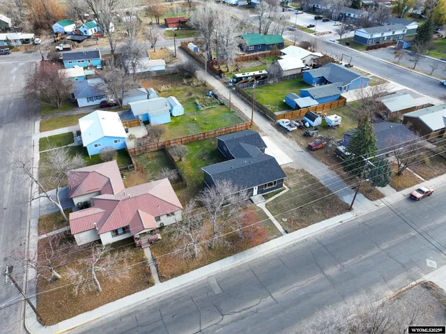 $385,000 | 960 North 2nd Street, Lander, WY 82520
