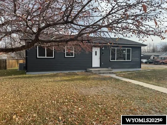 $385,000 | 960 North 2nd Street, Lander, WY 82520