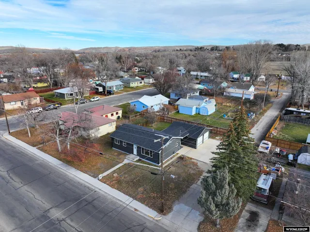 $385,000 | 960 North 2nd Street, Lander, WY 82520