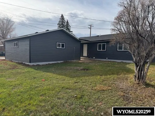 $385,000 | 960 North 2nd Street, Lander, WY 82520