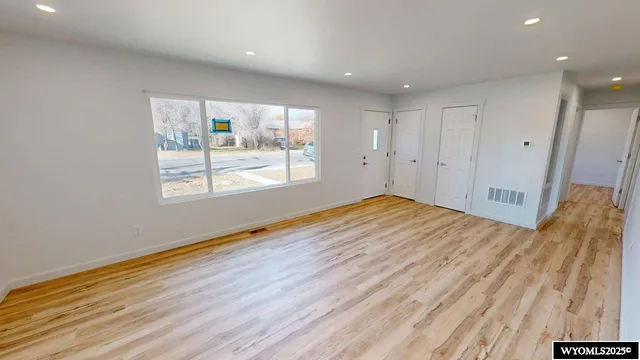 $385,000 | 960 North 2nd Street, Lander, WY 82520