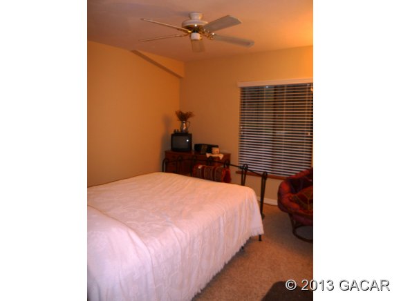 9732 Southwest 1st Place Gainesville, FL 32607 - Photo 11 of 18 Gallery Image 11