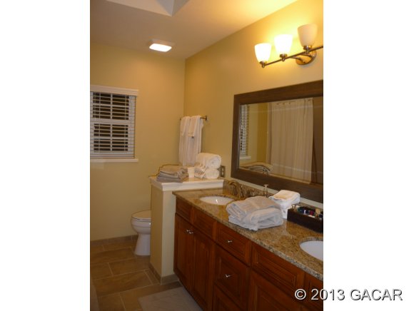 9732 Southwest 1st Place Gainesville, FL 32607 - Photo 14 of 18 Gallery Image 14
