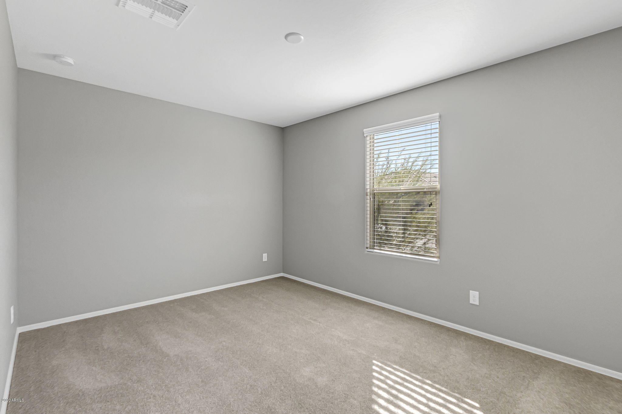 1816 Grenadine Road Phoenix, AZ 85040 - Photo 12 of 27 5-web-or-mls-DSC_3484_5_6_7_8