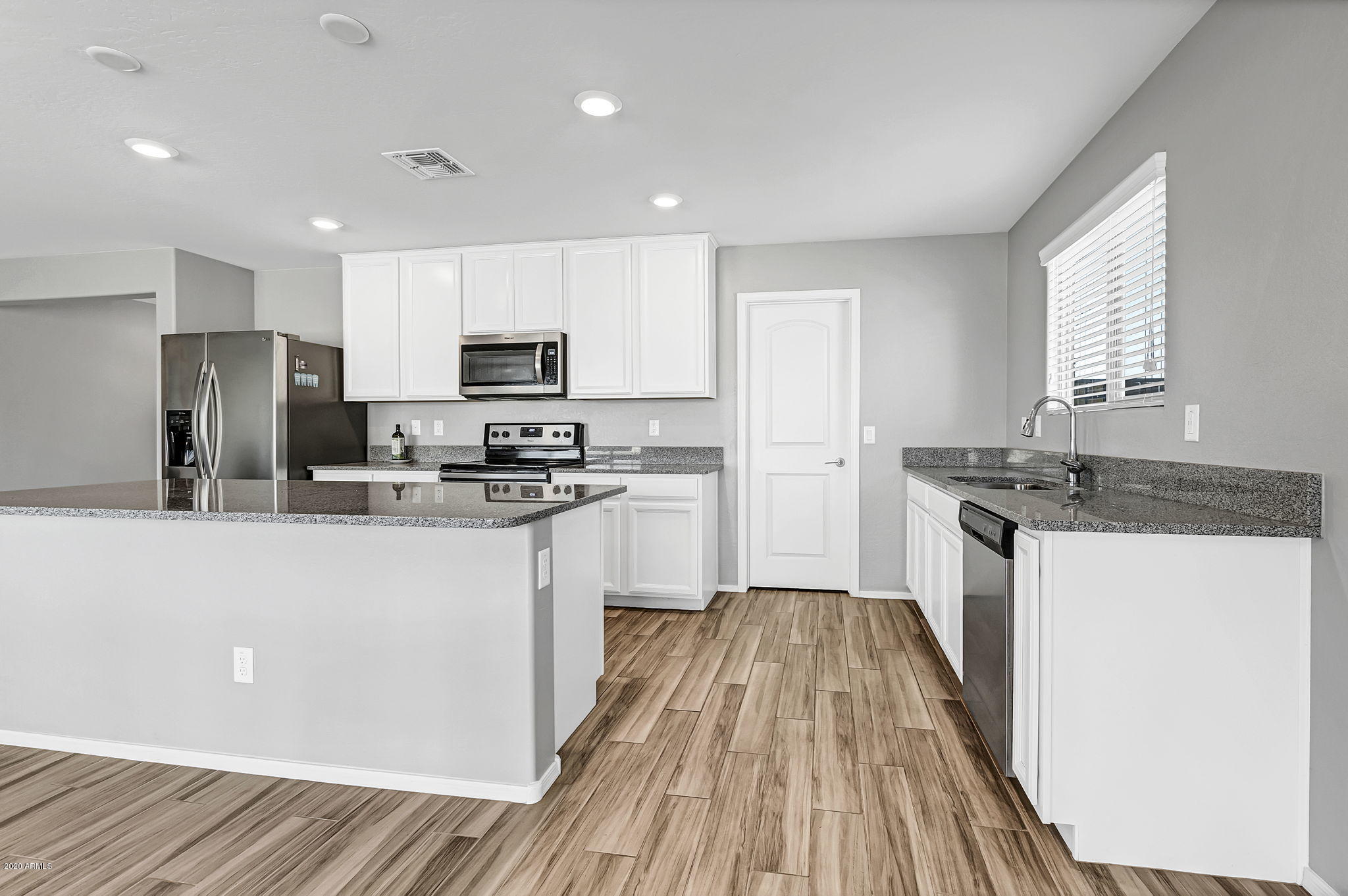 1816 Grenadine Road Phoenix, AZ 85040 - Photo 2 of 27 19-web-or-mls-DSC_3674_5_6_7_8