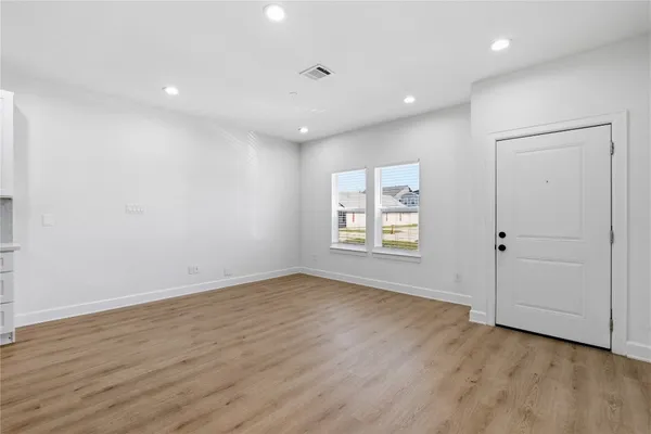 $1,850 | 8316 Corinth Street, Unit D, Houston, TX 77051