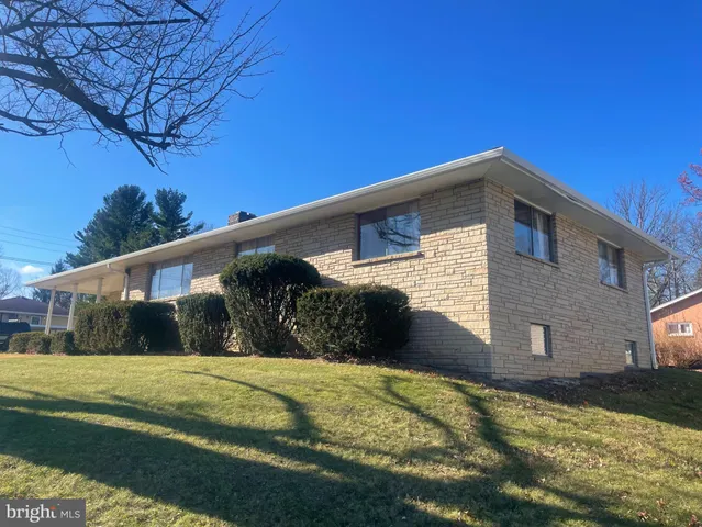 $324,900 | 230 Armstrong Avenue, Frostburg, MD 21532