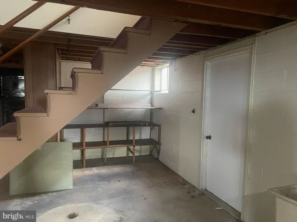 a view of entryway