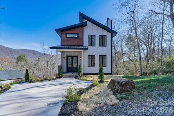 $849,000 | 26 Pineview Road, Fairview, NC 28730