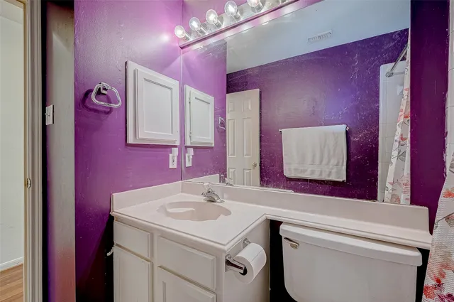 $2,000 | 7030 River Garden Drive, Houston, TX 77095