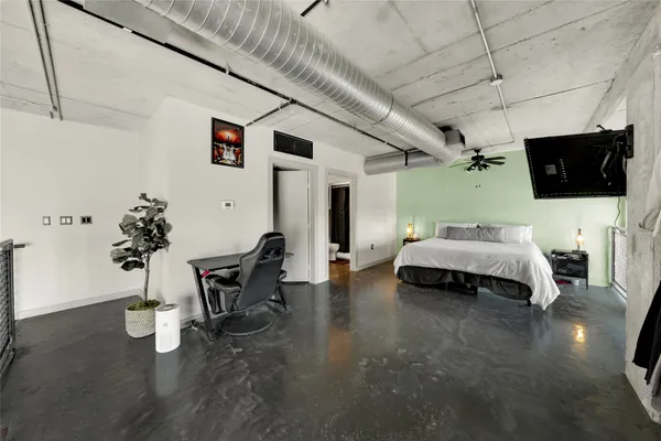 $2,975 | 2000 Bagby Street, Unit 9415, Houston, TX 77002